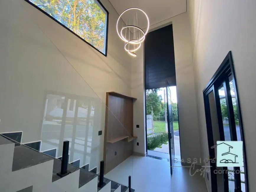 Foto 3 de Casa de Condomínio com 3 quartos à venda, 673m2 em Louveira - SP