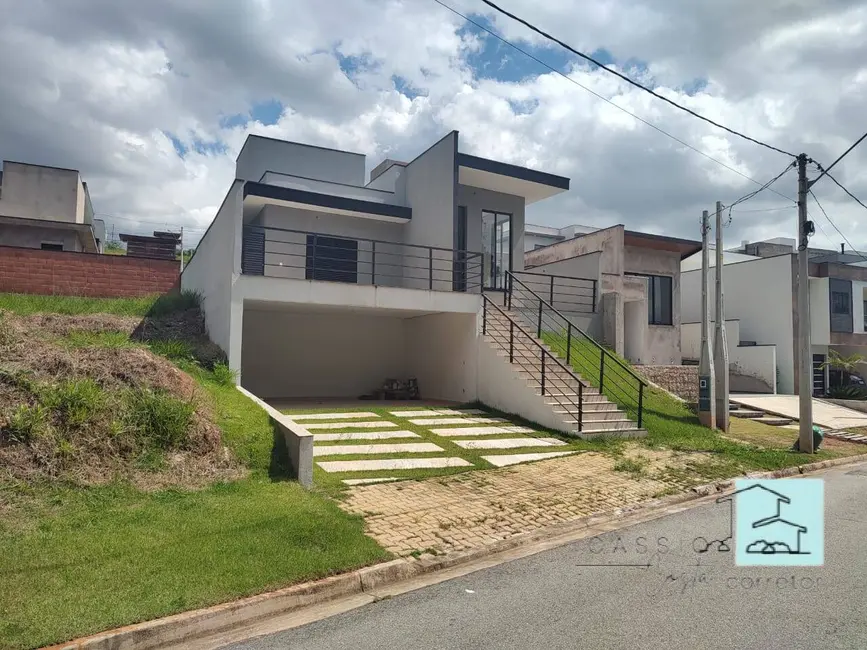 Foto 2 de Casa de Condomínio com 3 quartos à venda, 300m2 em Louveira - SP
