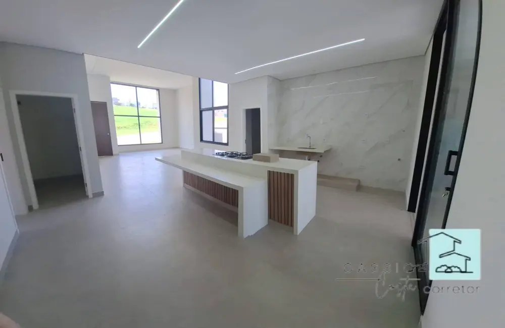 Foto 4 de Casa com 3 quartos à venda, 525m2 em Louveira - SP