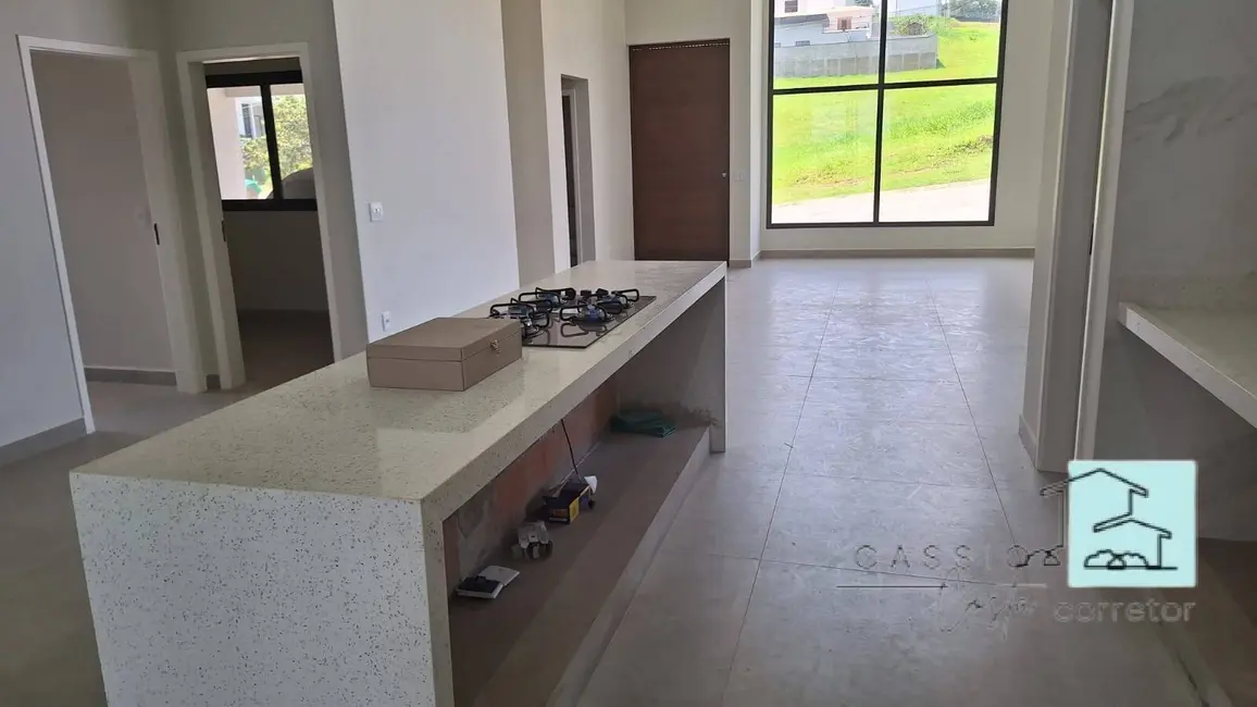 Foto 6 de Casa com 3 quartos à venda, 525m2 em Louveira - SP