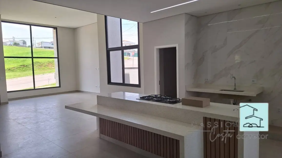 Foto 5 de Casa com 3 quartos à venda, 525m2 em Louveira - SP
