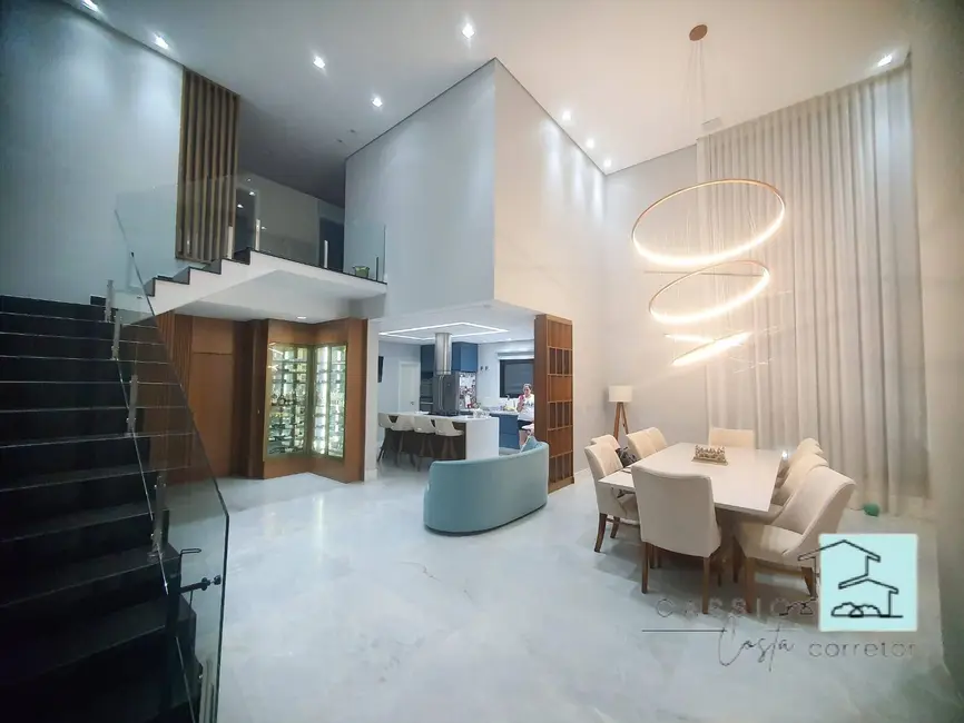 Foto 3 de Casa de Condomínio com 4 quartos à venda e para alugar, 895m2 em Monte Alegre, Vinhedo - SP