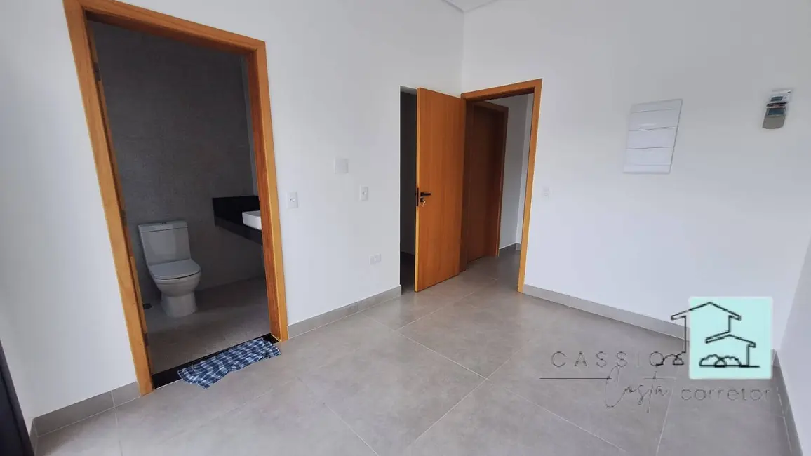Foto 8 de Casa com 3 quartos à venda, 525m2 em Louveira - SP