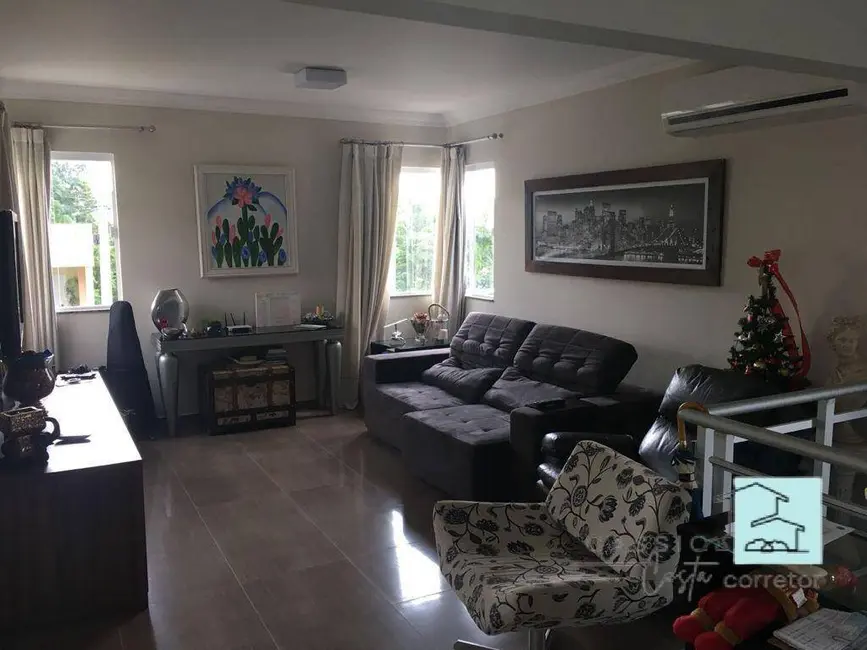 Foto 8 de Casa de Condomínio com 4 quartos à venda, 230m2 em Louveira - SP