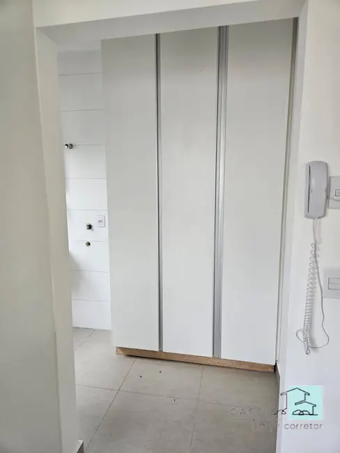 Foto 3 de Casa de Condomínio com 3 quartos à venda e para alugar, 150m2 em Louveira - SP