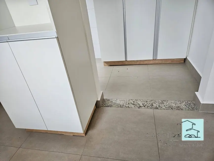 Foto 6 de Casa de Condomínio com 3 quartos à venda e para alugar, 150m2 em Louveira - SP