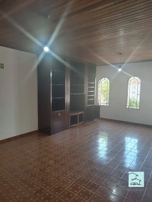 Foto 5 de Casa com 3 quartos à venda, 300m2 em Jardim Niero, Louveira - SP