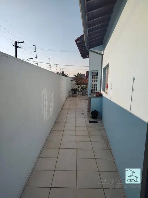 Foto 13 de Casa à venda, 400m2 em Louveira - SP