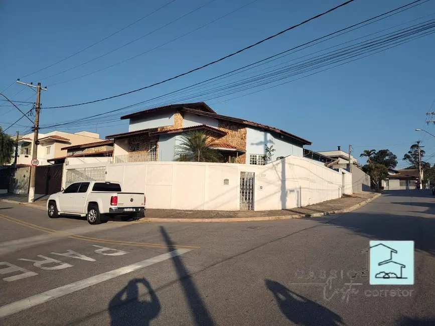 Foto 2 de Casa à venda, 400m2 em Louveira - SP