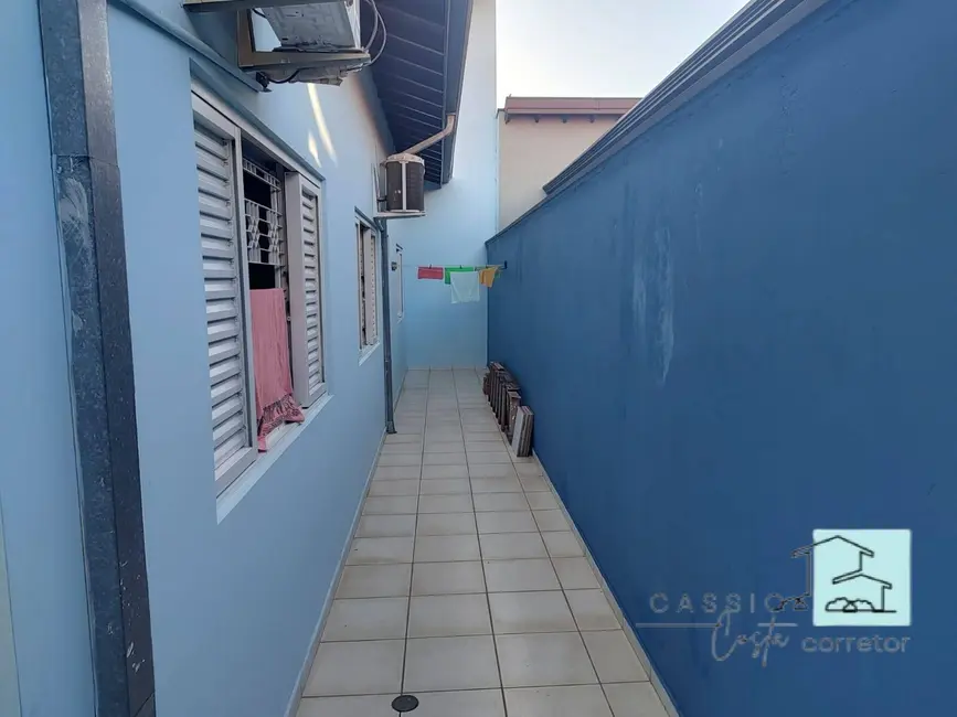 Foto 14 de Casa à venda, 400m2 em Louveira - SP