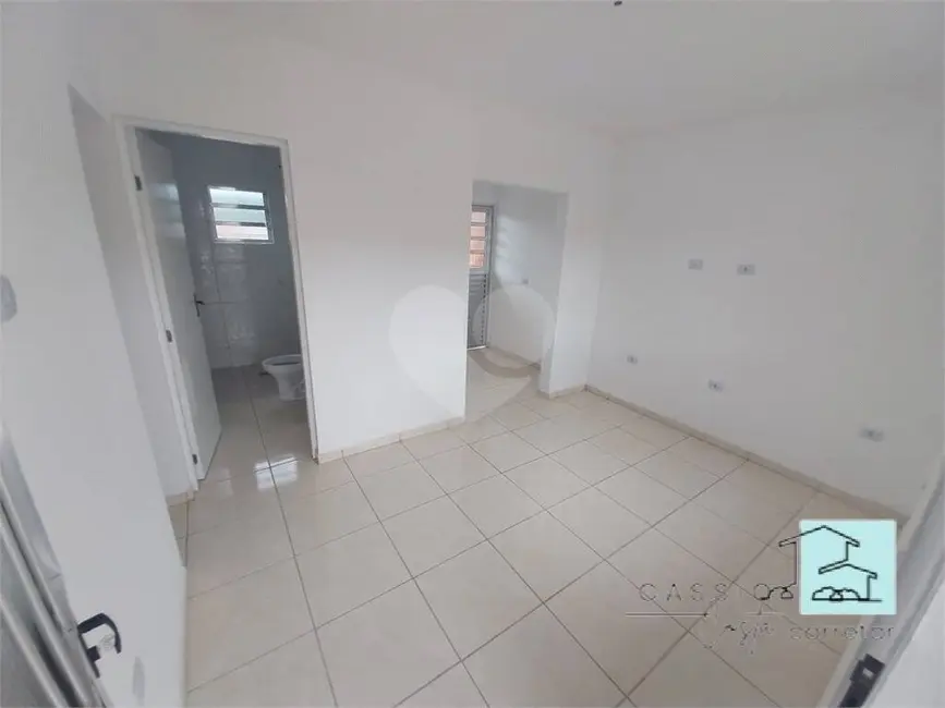 Foto 5 de Casa com 2 quartos para alugar, 45m2 em Corrupira, Jundiai - SP