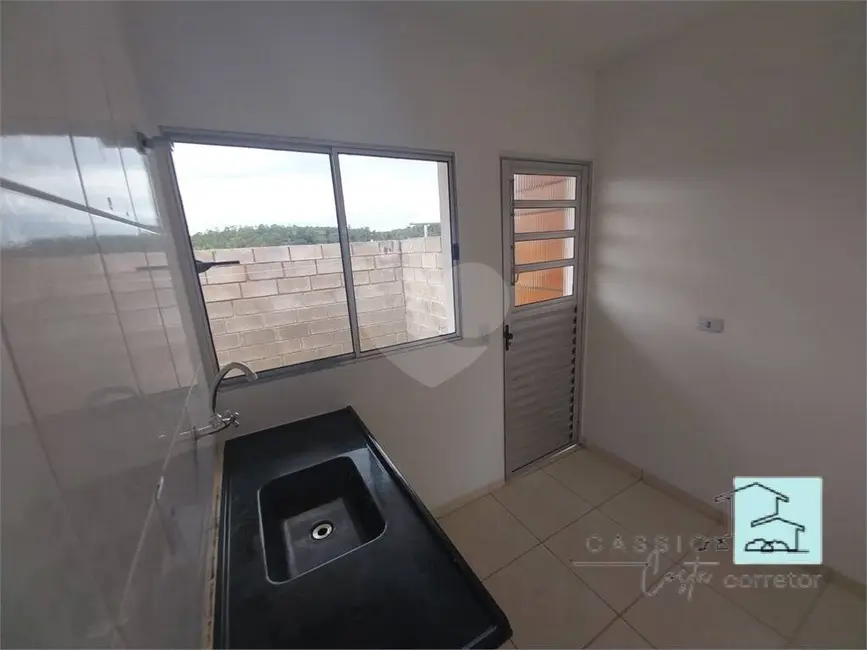 Foto 7 de Casa com 2 quartos para alugar, 45m2 em Corrupira, Jundiai - SP
