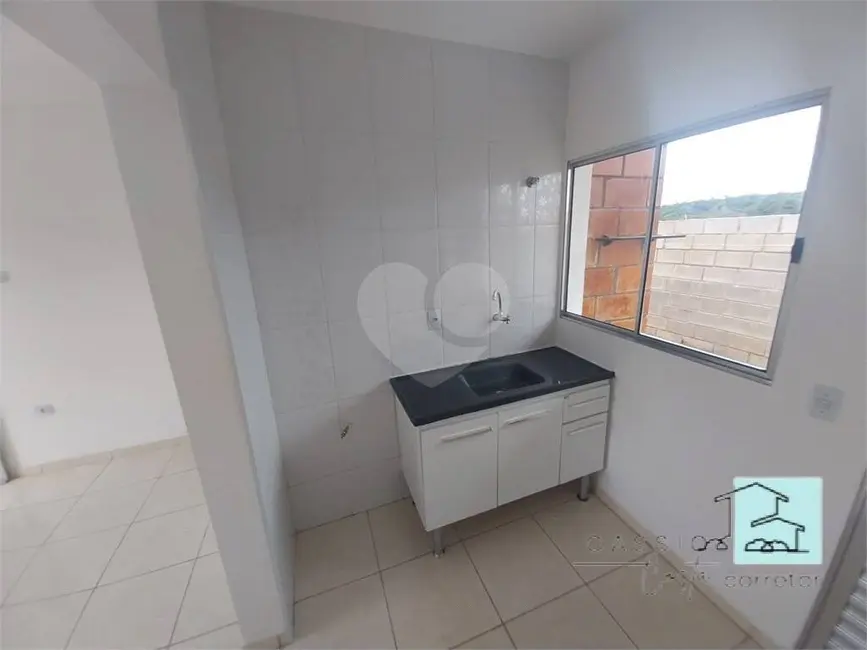 Foto 9 de Casa com 2 quartos para alugar, 45m2 em Corrupira, Jundiai - SP