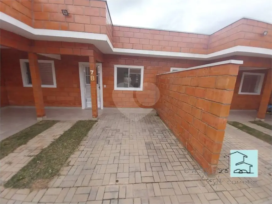 Foto 3 de Casa com 2 quartos para alugar, 45m2 em Corrupira, Jundiai - SP