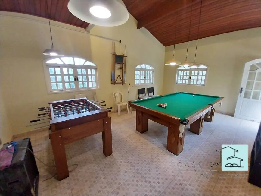 Foto 4 de Casa com 3 quartos à venda e para alugar, 2700m2 em Louveira - SP