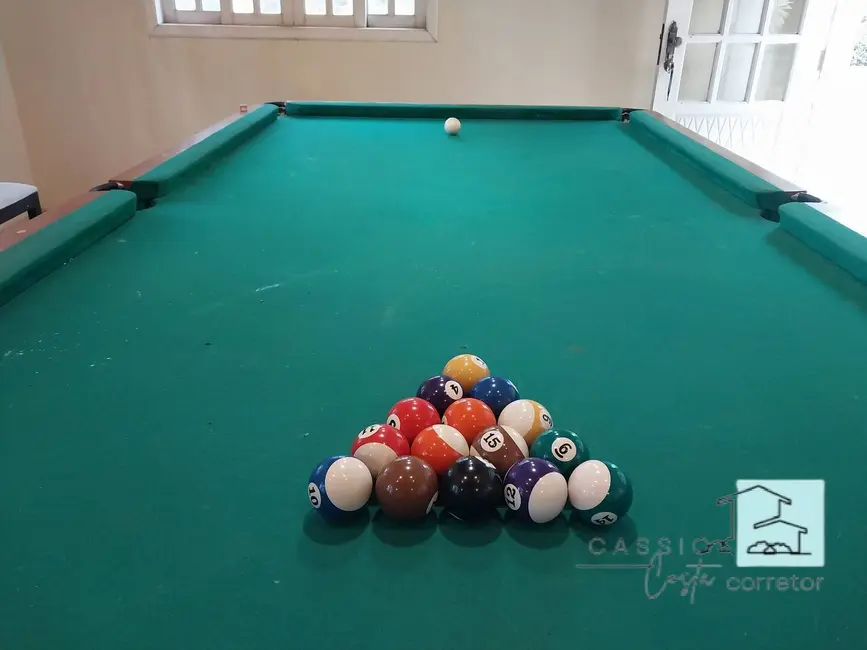 Foto 8 de Casa com 3 quartos à venda e para alugar, 2700m2 em Louveira - SP