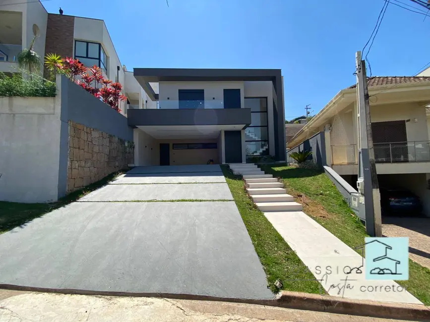 Foto 1 de Casa com 3 quartos à venda, 591m2 em Louveira - SP