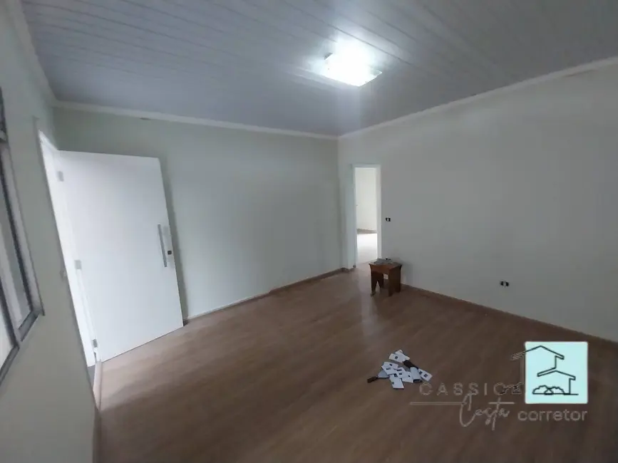 Foto 5 de Casa com 2 quartos para alugar, 1000m2 em Louveira - SP