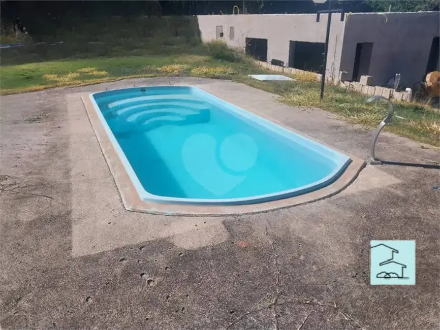 Foto 3 de Casa com 2 quartos para alugar, 1000m2 em Louveira - SP