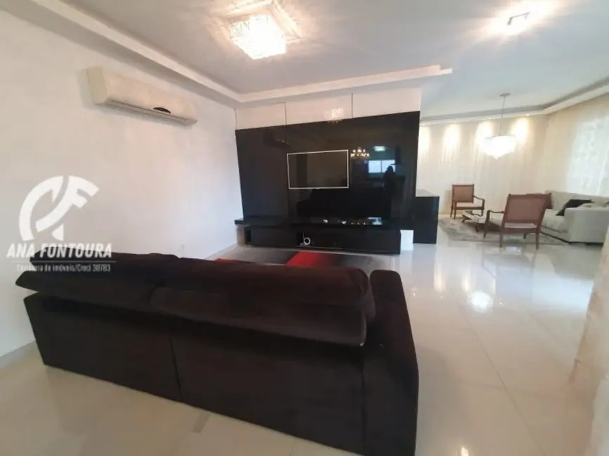 Foto 5 de Apartamento com 4 quartos à venda, 193m2 em Meia Praia, Itapema - SC