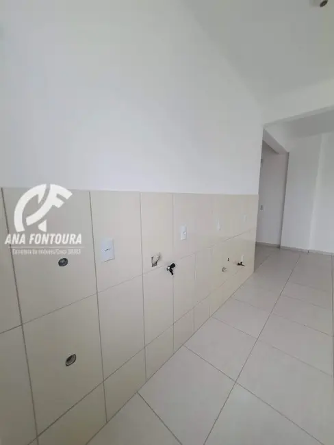 Foto 6 de Apartamento com 2 quartos à venda, 43m2 em Cedro, Camboriu - SC