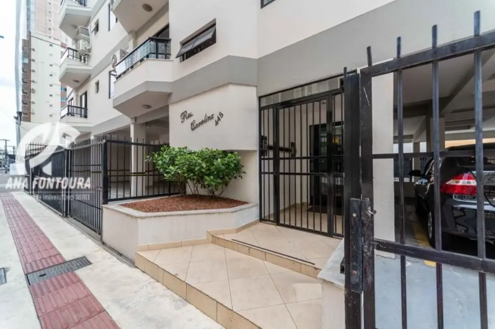 Apartamento com 3 quartos à venda, 120m2 em Centro, Balneario Camboriu - SC - imagem 3 Foto 3 de Apartamento com 3 quartos à venda, 120m2 em Centro, Balneario Camboriu - SC