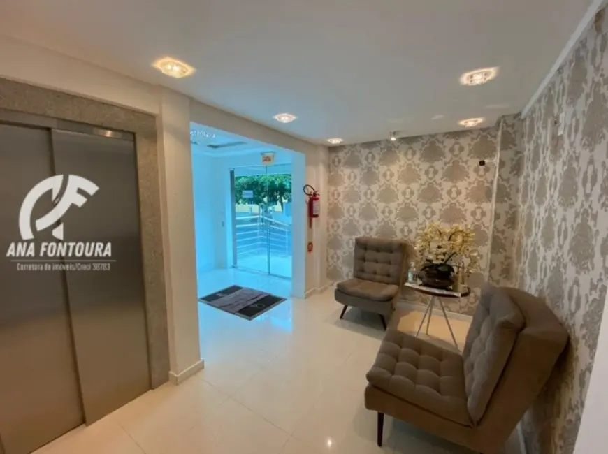 Foto 7 de Apartamento com 3 quartos à venda, 109m2 em Meia Praia, Itapema - SC