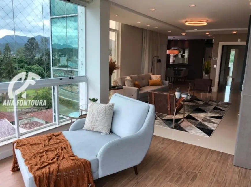 Foto 2 de Apartamento com 4 quartos à venda, 284m2 em Brusque - SC