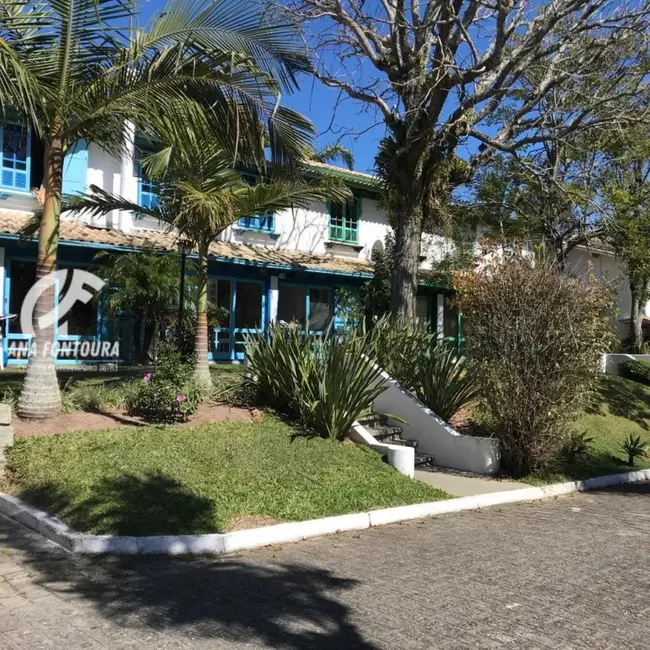 Foto 2 de Sobrado com 2 quartos à venda, 90m2 em Centro, Garopaba - SC