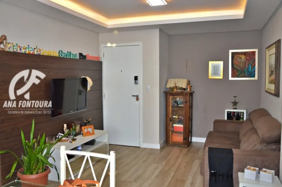 Apartamento com 3 quartos à venda, 100m2 em Centro, Balneario Camboriu - SC - imagem 6 Foto 6 de Apartamento com 3 quartos à venda, 100m2 em Centro, Balneario Camboriu - SC