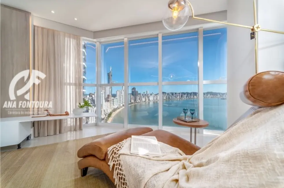 Foto 1 de Apartamento com 4 quartos à venda, 238m2 em Centro, Balneario Camboriu - SC