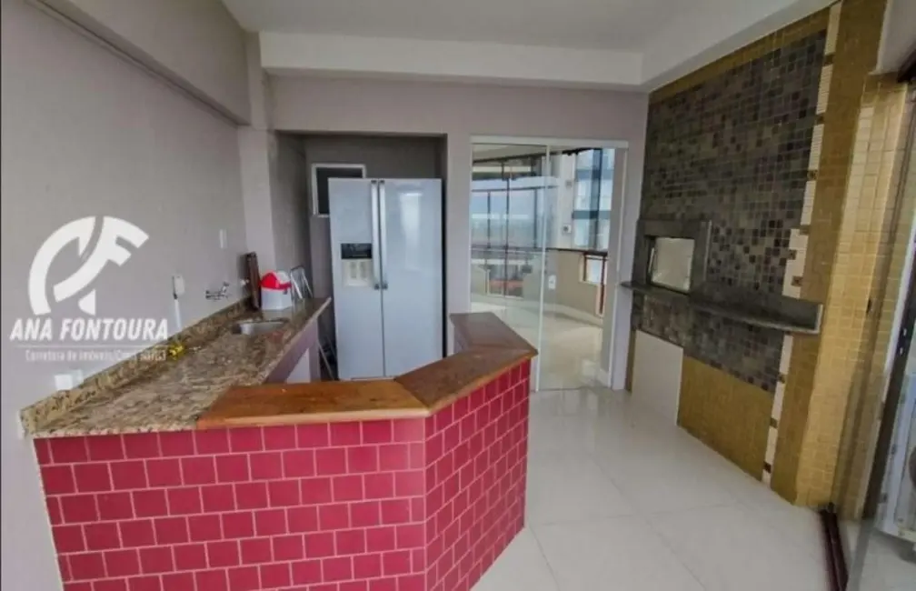 Apartamento com 4 quartos à venda, 220m2 em Centro, Balneario Camboriu - SC - imagem 9 Foto 9 de Apartamento com 4 quartos à venda, 220m2 em Centro, Balneario Camboriu - SC