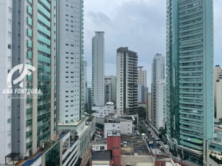 Apartamento com 3 quartos à venda, 133m2 em Centro, Balneario Camboriu - SC - imagem 8 Foto 8 de Apartamento com 3 quartos à venda, 133m2 em Centro, Balneario Camboriu - SC