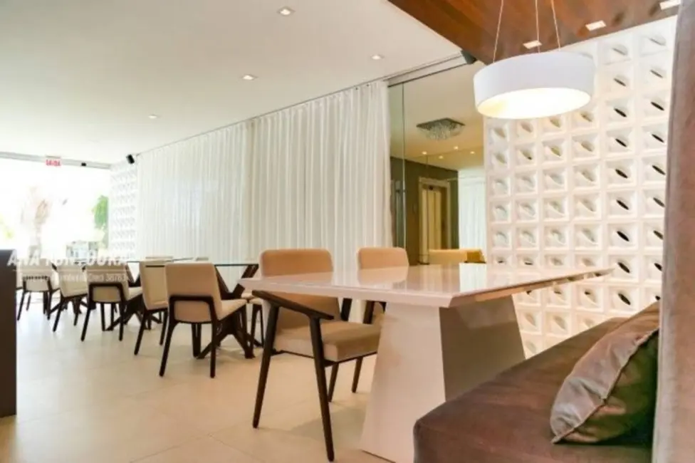 Apartamento com 3 quartos à venda, 110m2 em Centro, Balneario Camboriu - SC - imagem 7 Foto 7 de Apartamento com 3 quartos à venda, 110m2 em Centro, Balneario Camboriu - SC