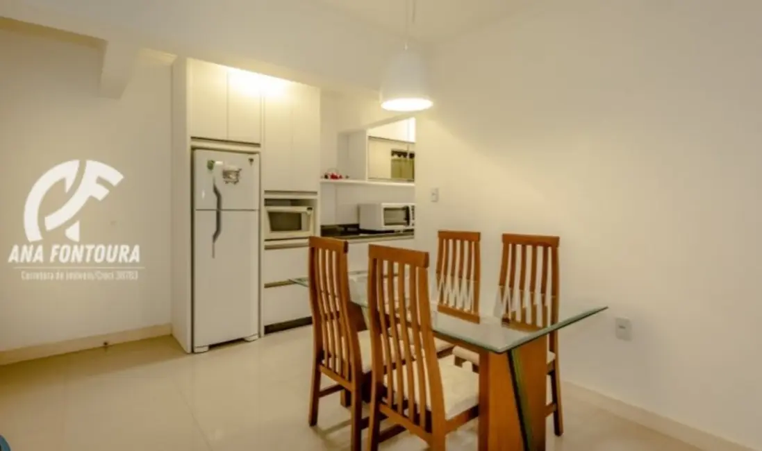 Apartamento com 3 quartos à venda, 230m2 em Centro, Balneario Camboriu - SC - imagem 4 Foto 4 de Apartamento com 3 quartos à venda, 230m2 em Centro, Balneario Camboriu - SC