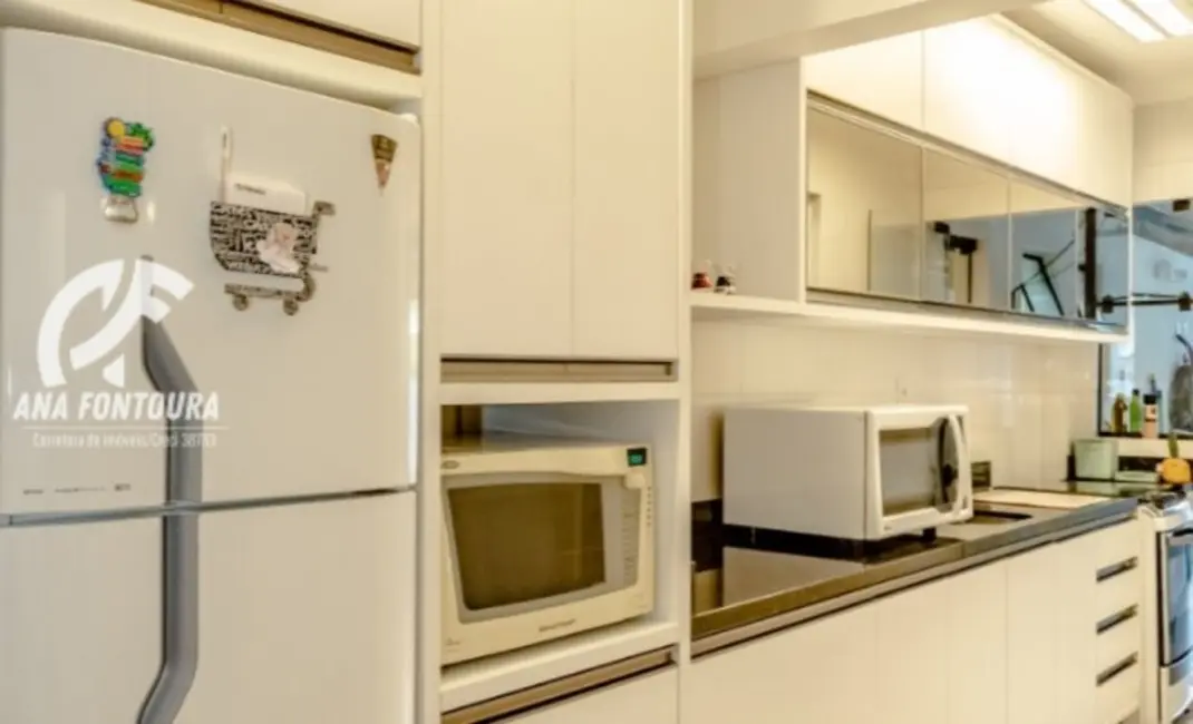 Apartamento com 3 quartos à venda, 230m2 em Centro, Balneario Camboriu - SC - imagem 3 Foto 3 de Apartamento com 3 quartos à venda, 230m2 em Centro, Balneario Camboriu - SC