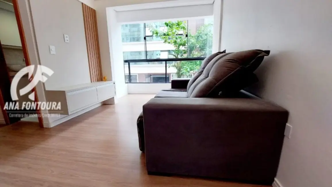 Apartamento com 2 quartos à venda, 74m2 em Centro, Balneario Camboriu - SC - imagem 8 Foto 8 de Apartamento com 2 quartos à venda, 74m2 em Centro, Balneario Camboriu - SC