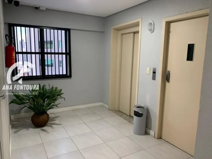 Foto 2 de Sala Comercial à venda, 126m2 em Centro, Balneario Camboriu - SC