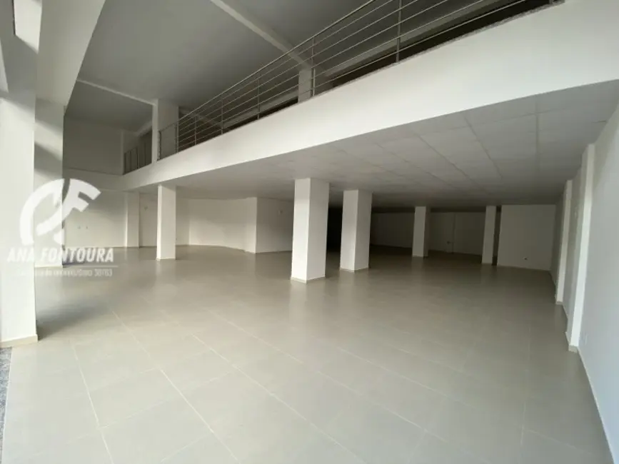 Sala Comercial para alugar, 783m2 em Centro, Balneario Camboriu - SC - imagem 4 Foto 4 de Sala Comercial para alugar, 783m2 em Centro, Balneario Camboriu - SC
