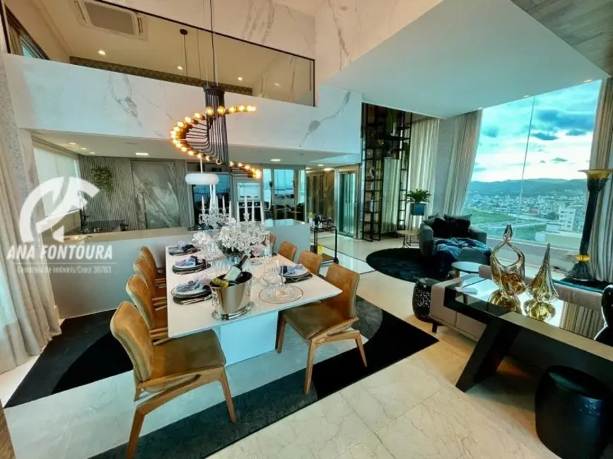 Foto 4 de Apartamento com 7 quartos à venda, 600m2 em Centro, Balneario Camboriu - SC