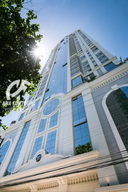 Apartamento com 4 quartos à venda, 167m2 em Centro, Balneario Camboriu - SC - imagem 3 Foto 3 de Apartamento com 4 quartos à venda, 167m2 em Centro, Balneario Camboriu - SC