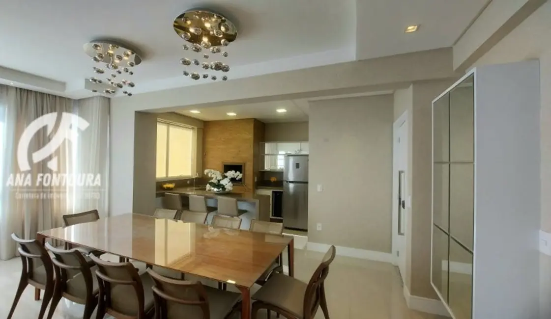 Apartamento com 3 quartos à venda, 122m2 em Centro, Balneario Camboriu - SC - imagem 5 Foto 5 de Apartamento com 3 quartos à venda, 122m2 em Centro, Balneario Camboriu - SC