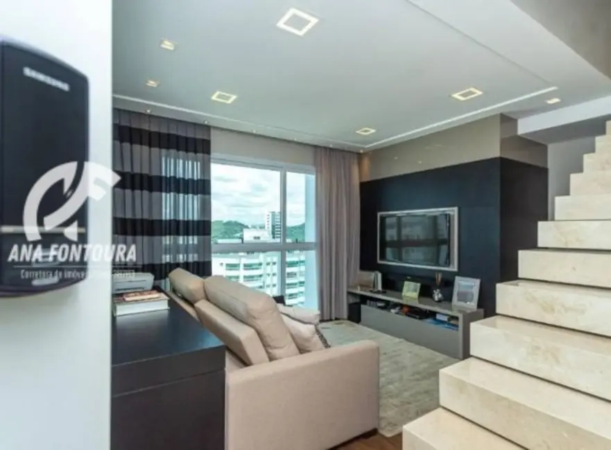 Cobertura com 3 quartos à venda, 222m2 em Pioneiros, Balneario Camboriu - SC - imagem 4 Foto 4 de Cobertura com 3 quartos à venda, 222m2 em Pioneiros, Balneario Camboriu - SC