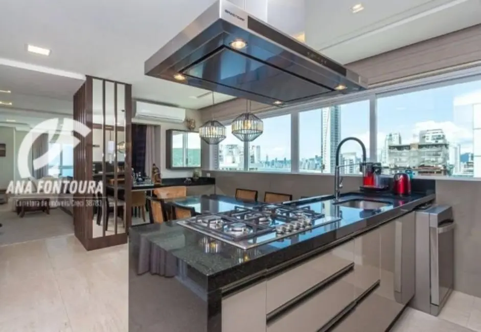 Cobertura com 3 quartos à venda, 222m2 em Pioneiros, Balneario Camboriu - SC - imagem 9 Foto 9 de Cobertura com 3 quartos à venda, 222m2 em Pioneiros, Balneario Camboriu - SC