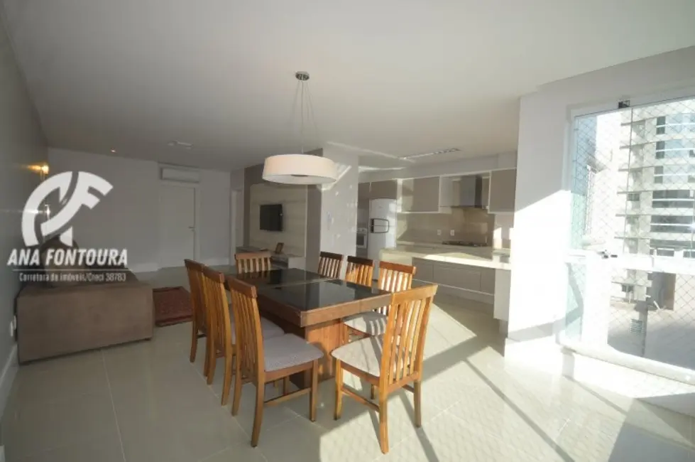 Apartamento com 4 quartos à venda, 136m2 em Centro, Balneario Camboriu - SC - imagem 4 Foto 4 de Apartamento com 4 quartos à venda, 136m2 em Centro, Balneario Camboriu - SC