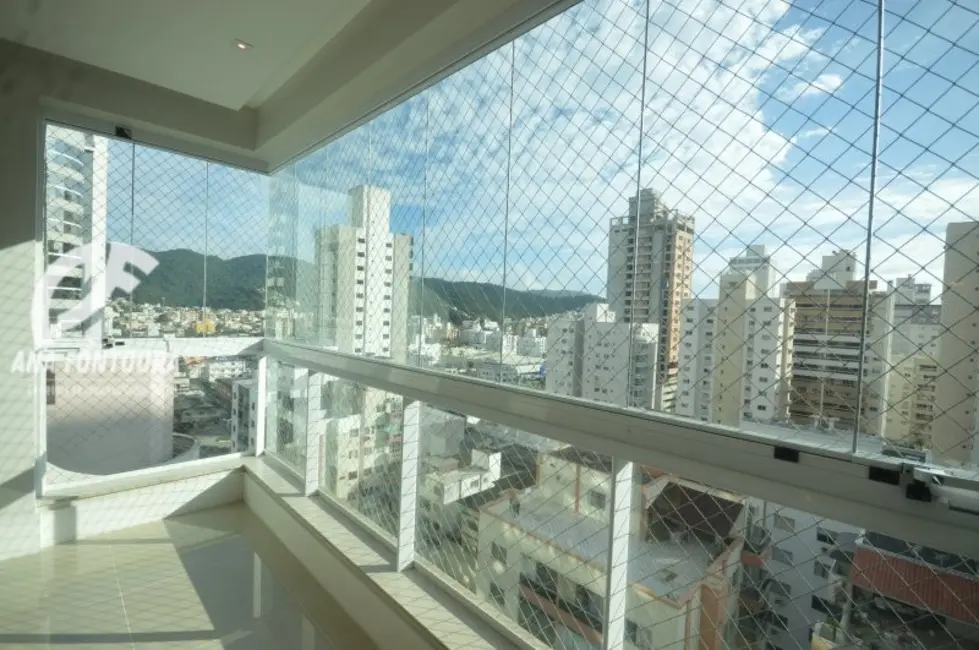 Apartamento com 4 quartos à venda, 136m2 em Centro, Balneario Camboriu - SC - imagem 6 Foto 6 de Apartamento com 4 quartos à venda, 136m2 em Centro, Balneario Camboriu - SC