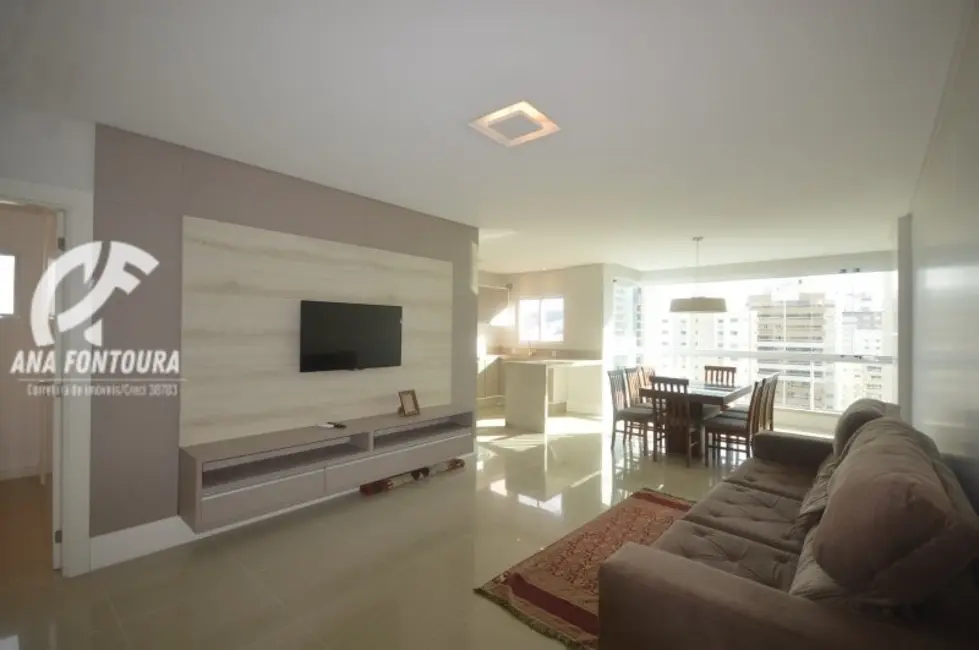 Apartamento com 4 quartos à venda, 136m2 em Centro, Balneario Camboriu - SC - imagem 2 Foto 2 de Apartamento com 4 quartos à venda, 136m2 em Centro, Balneario Camboriu - SC