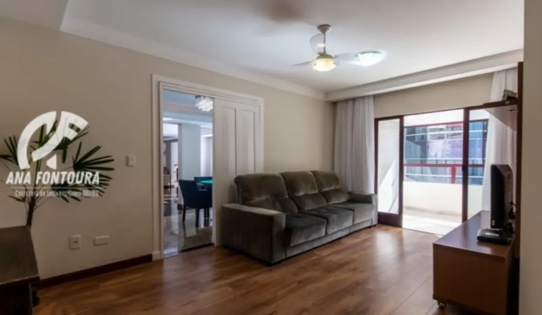 Apartamento com 5 quartos à venda, 340m2 em Centro, Balneario Camboriu - SC - imagem 8 Foto 8 de Apartamento com 5 quartos à venda, 340m2 em Centro, Balneario Camboriu - SC