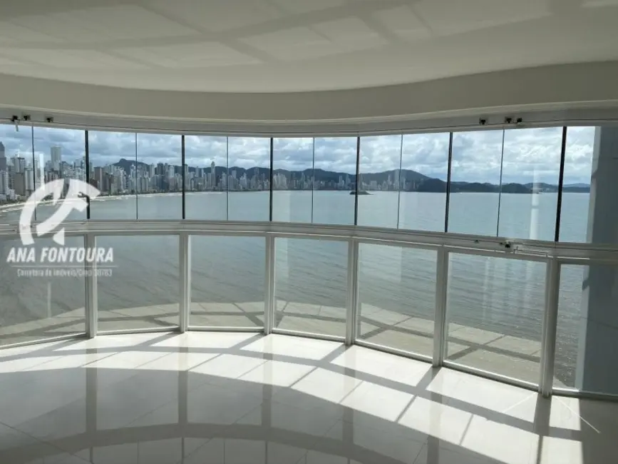 Apartamento com 4 quartos à venda, 237m2 em Centro, Balneario Camboriu - SC - imagem 5 Foto 5 de Apartamento com 4 quartos à venda, 237m2 em Centro, Balneario Camboriu - SC