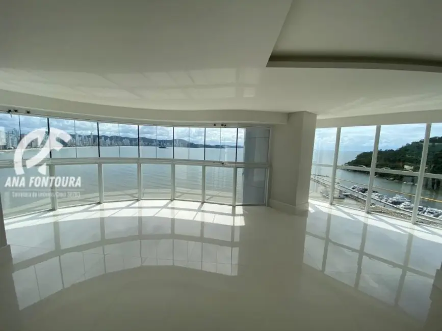 Apartamento com 4 quartos à venda, 237m2 em Centro, Balneario Camboriu - SC - imagem 3 Foto 3 de Apartamento com 4 quartos à venda, 237m2 em Centro, Balneario Camboriu - SC